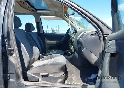 1998 Volkswagen Jetta Gls из США, поврежденный, VIN 3VWSB81H9WM116760